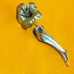 Vintage Beau-Sterling Flower Brooch